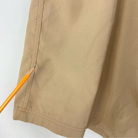 Wrangler Shorts Men’s Size 40 Tan Cargo Quick Dry Golf Outdoor Hiking Trekking - Picture 7 of 14
